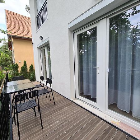 Oet Fenyo Apartmanhaz Siófok Exteriör bild