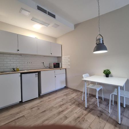 Oet Fenyo Apartmanhaz Siófok Exteriör bild