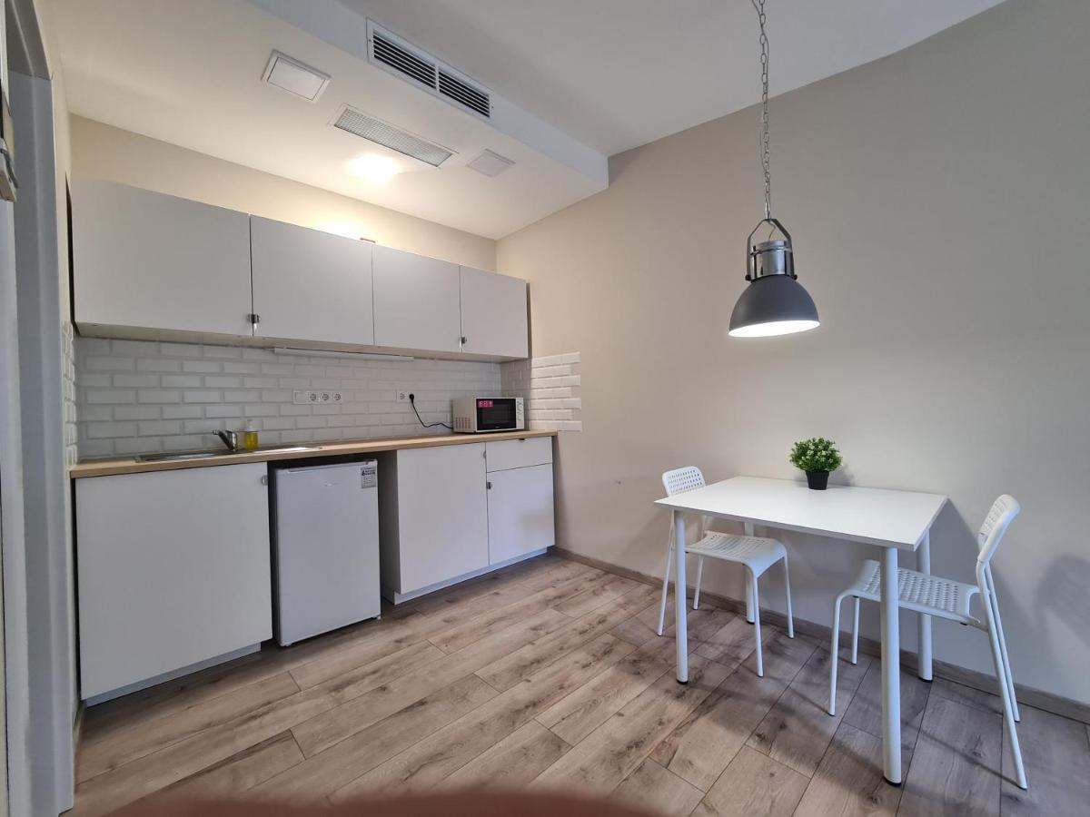 Oet Fenyo Apartmanhaz Siófok Exteriör bild