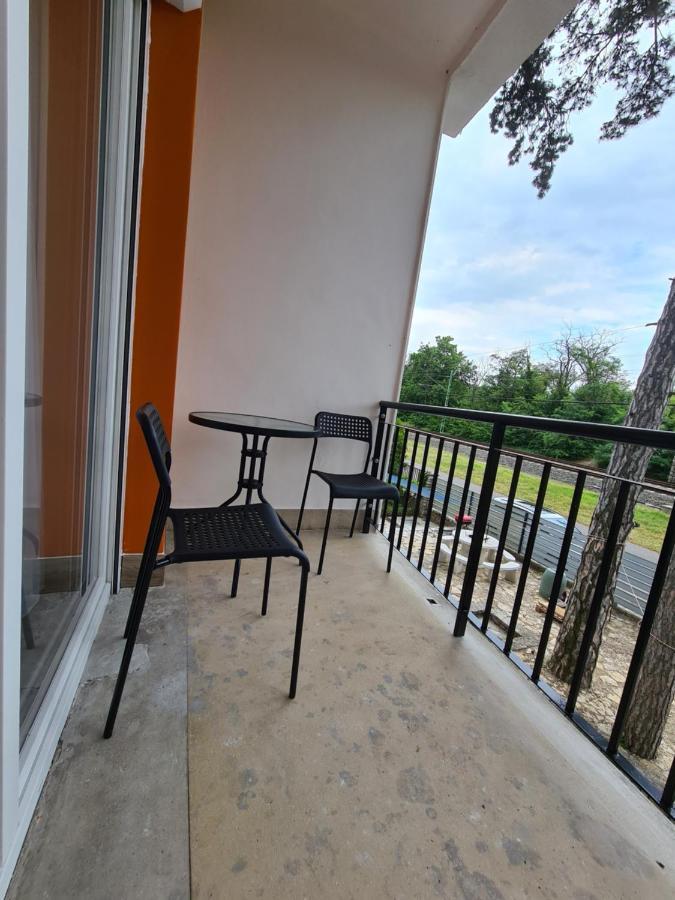 Oet Fenyo Apartmanhaz Siófok Exteriör bild