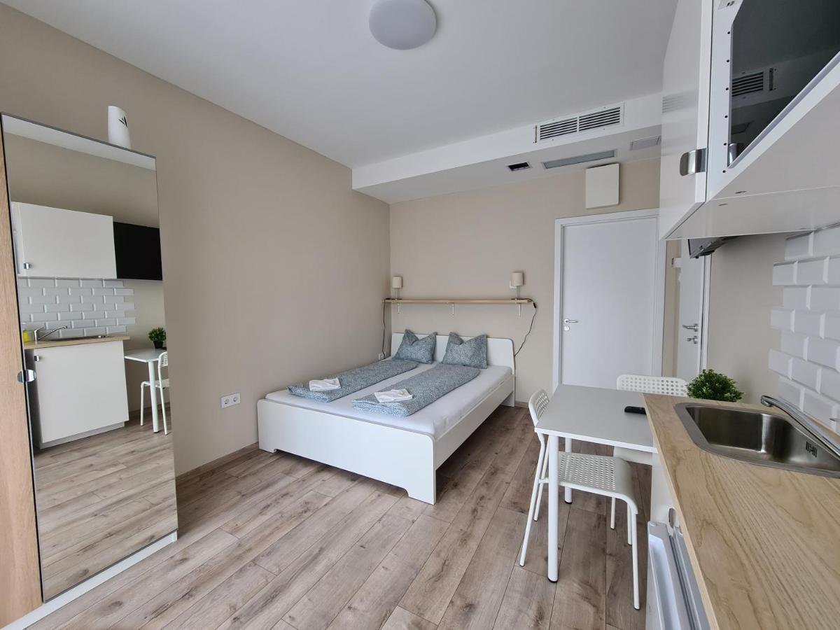 Oet Fenyo Apartmanhaz Siófok Exteriör bild