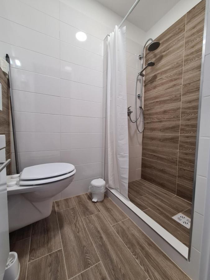 Oet Fenyo Apartmanhaz Siófok Exteriör bild